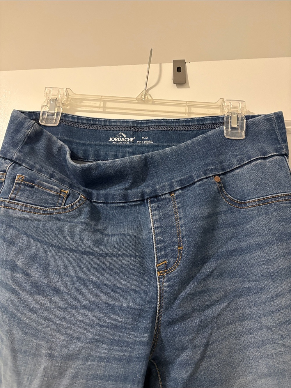Jordache Women’s Medium Blue Stretch Jeggings